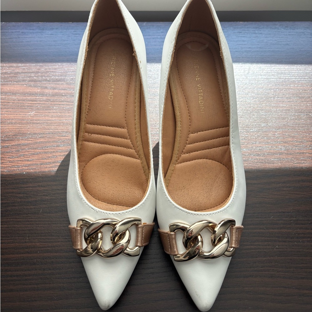 Pointed Toe White Chain-Trim Flats